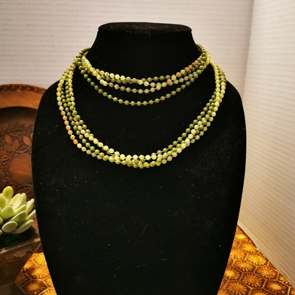 Vintage Faux Jade Bead Multi Strand Necklace - Picture 9 of 13